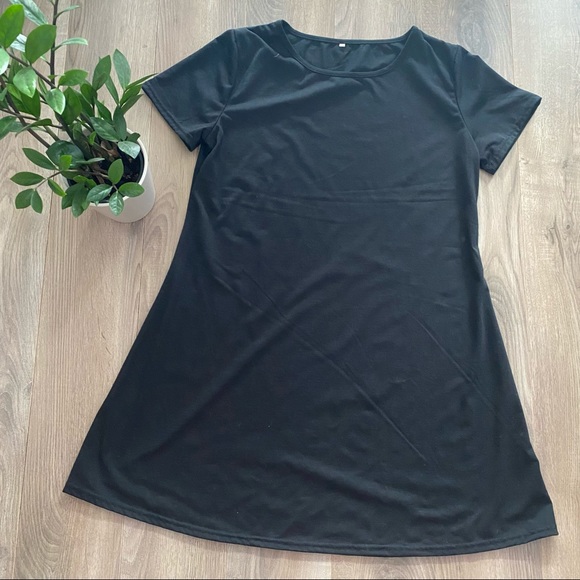 Black T-Shirt Jersey Dress - Picture 3 of 9